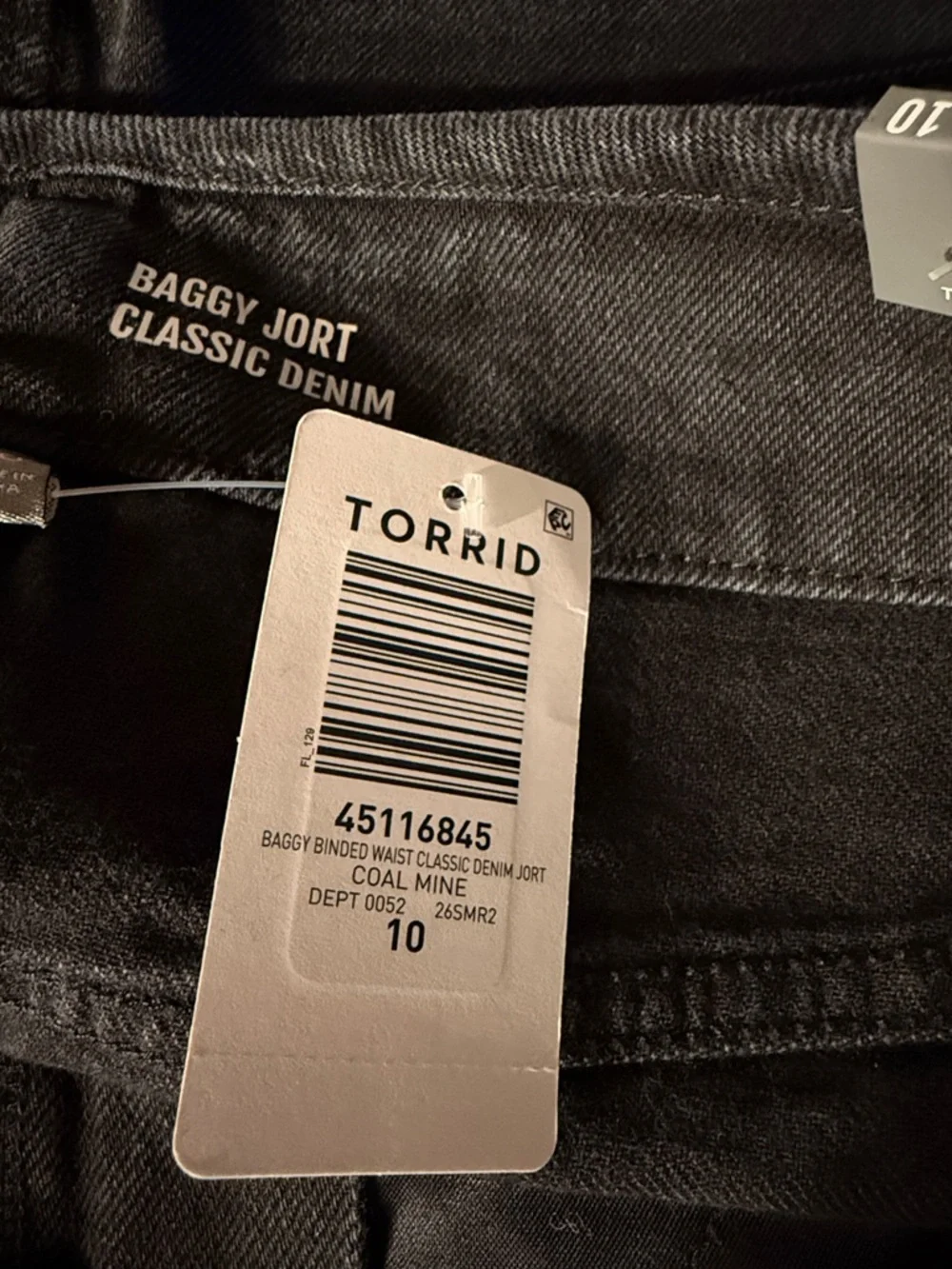 Torrid Baggy Binded Waist Classic Denim Jort NWT